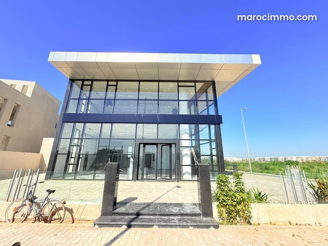 Villa commercial de haut standing à vendre à Tamaris — 5
