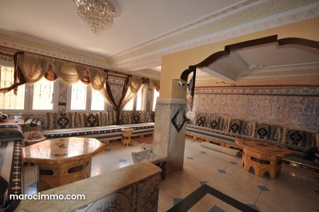 Villa à vendre avec fort potentiel de construction proche du quartier du Parc — 2