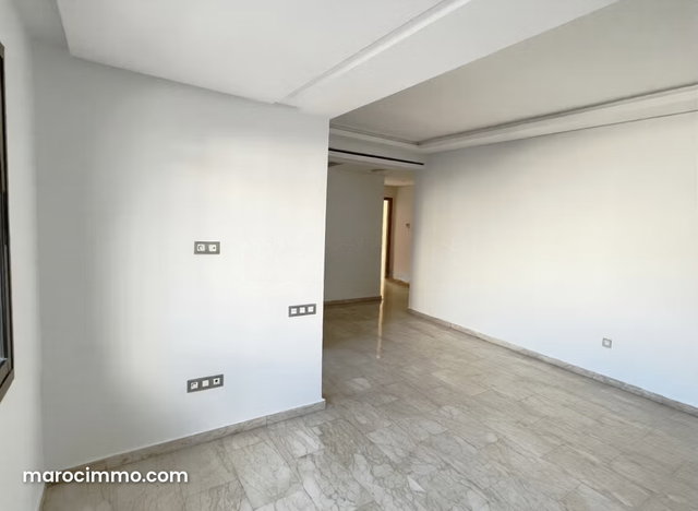 Studio for Rent in Les Hôpitaux Quarter — 5