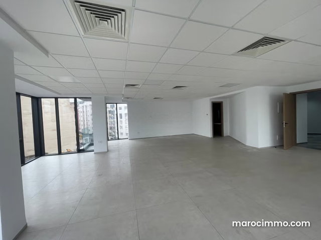 Bureau a louer centre ville — 3