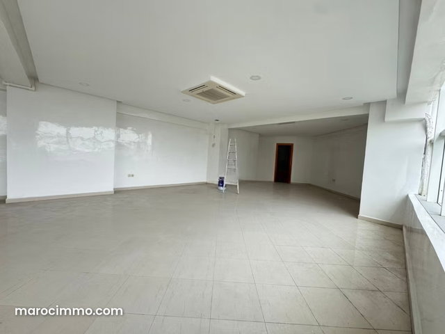 Bureau open space à louer City center Tanger — 2