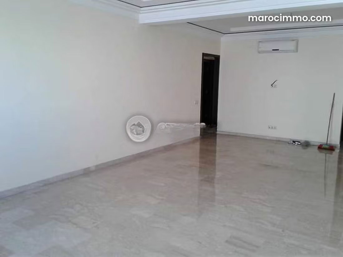 119 m² Apartment to Renovate, Val Fleuri, Casablanca — Casablanca