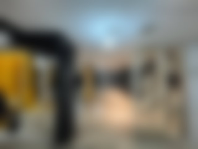 محل تجاري واسع للإيجار بحي البطحاء في الدار البيضاء — 2