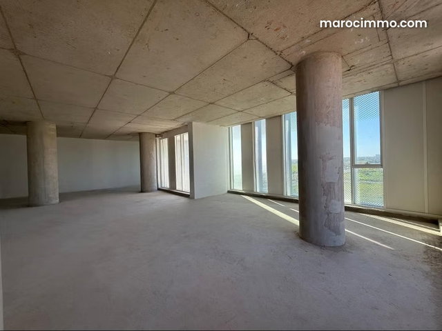 Plateau de bureau brut 160m casa finance city — 3
