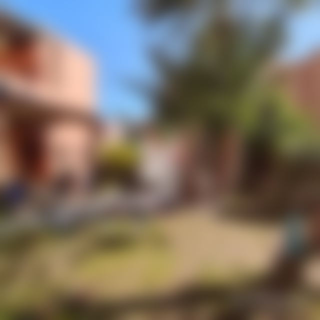 فيلا جديدة بحديقة ومرآب في حي بوابات مراكش — مراكش