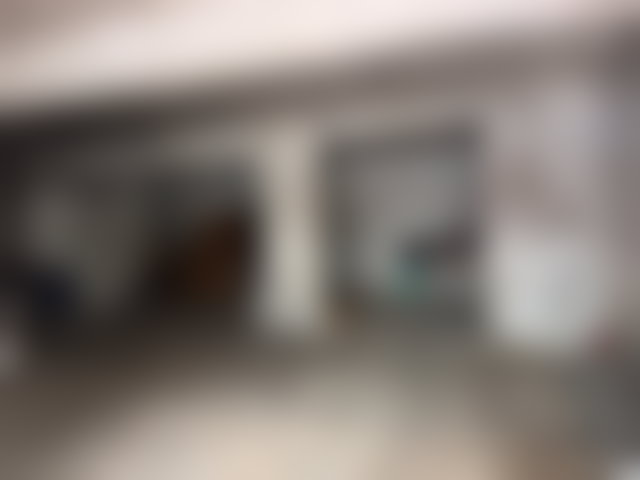 محل زاوية مشرق للإيجار بكورنيش شاطئ طنجة — 2