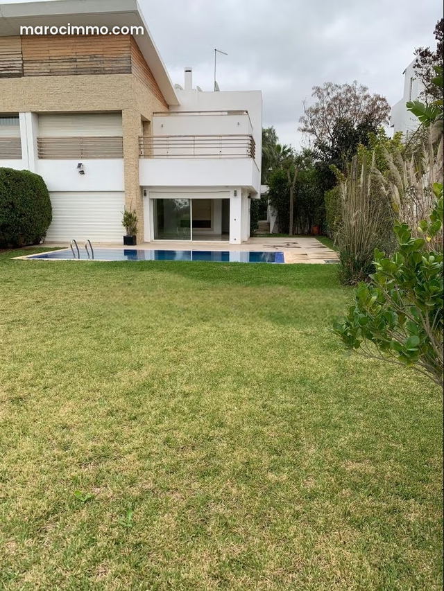 Villa Coup de Coeur Front de Golf Green Town — Bouskoura