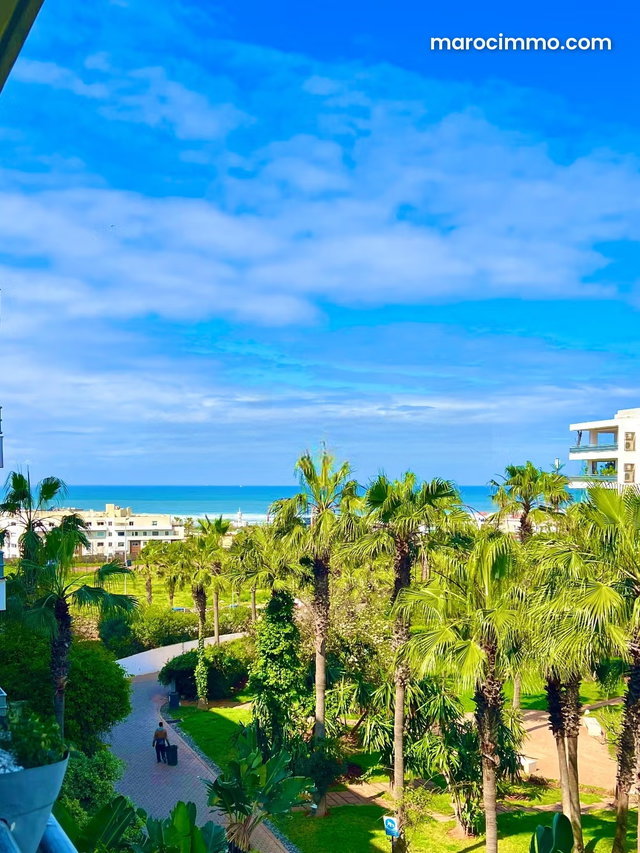 Stunning 3 Bedroom Apartment with Sea View in Ain Diab — 3