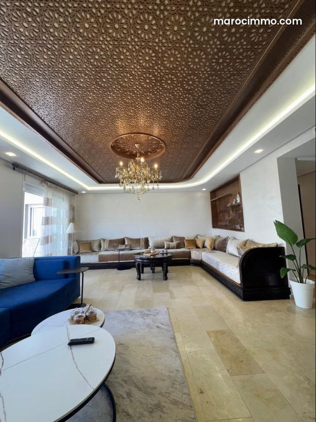 Magnifique appartement avec terrasse a louer — 5