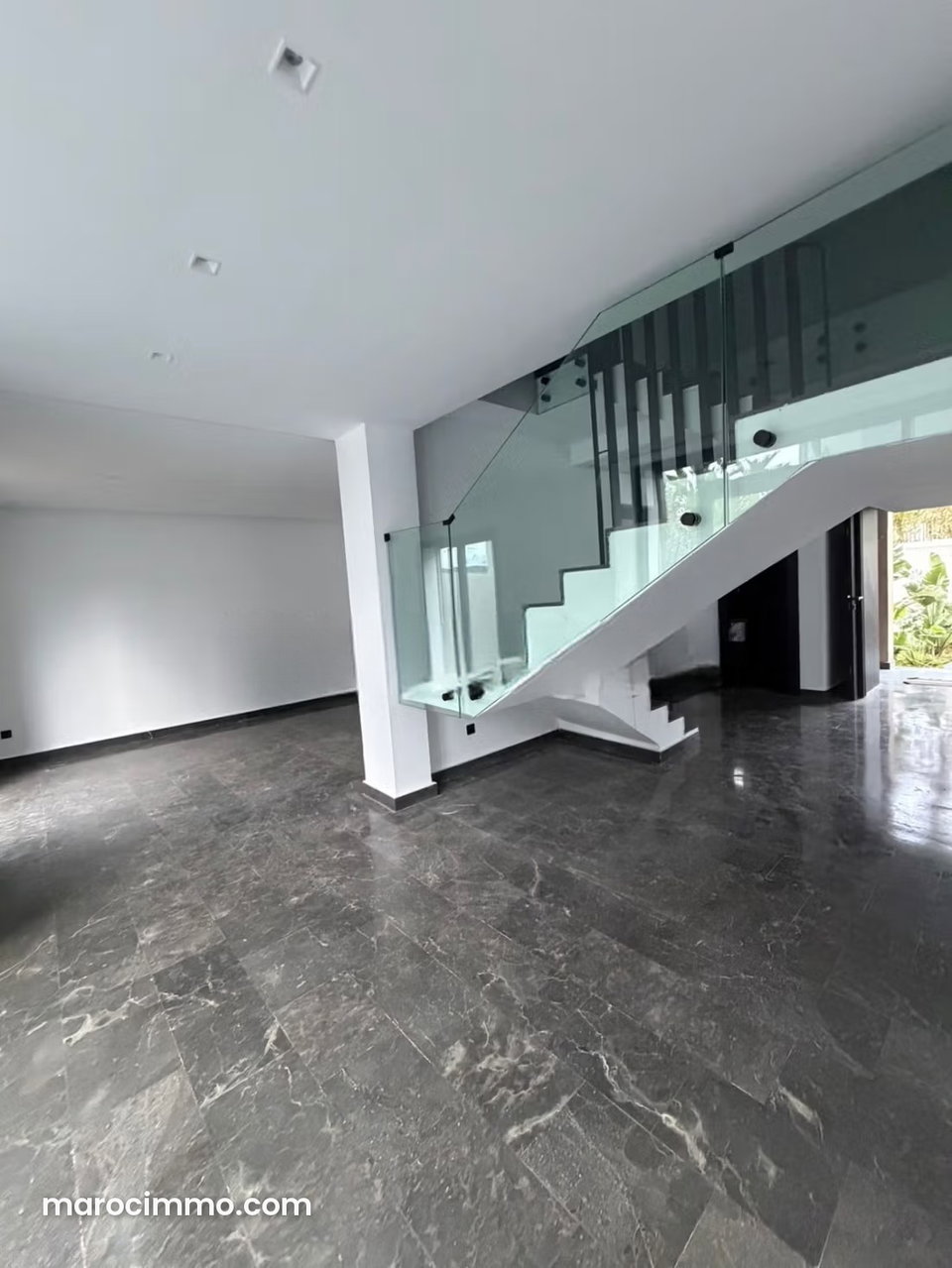 Luxury Villa for Rent in CIL Hay Salam. 4 Beautiful Bedrooms. Double Glazed Windows and Central Heating