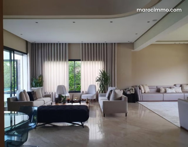 Villa de luxe à louer à Ville Verte. Surface totale 600 m². Meublé — 4