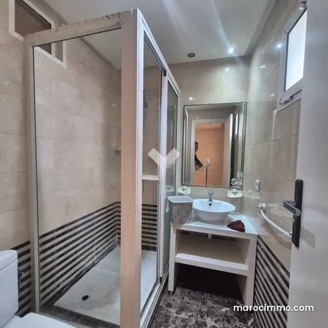 Appartement à Louer de 101.0 m² à Casablanca, Bourgogne Anfa — 3