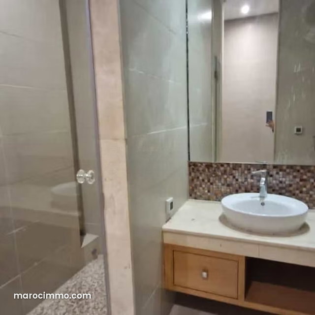 Villa à Louer de 425.0 m² à Bouskoura, Bouskoura — 3