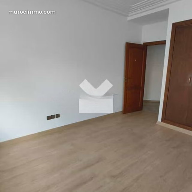 Appartement à Vendre de 175.0 m² à Casablanca, Racine — 5