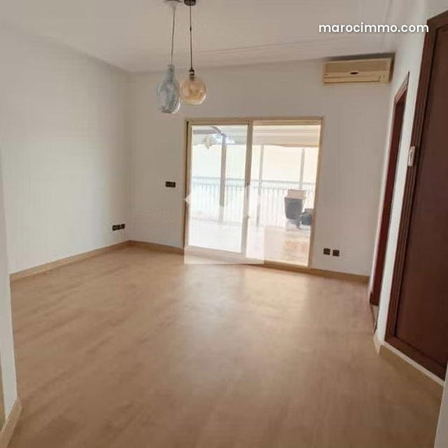 Appartement à Vendre de 175.0 m² à Casablanca, Racine — 3