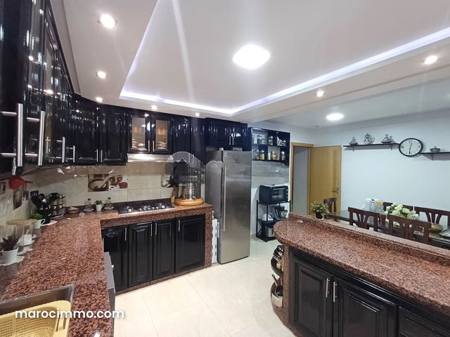 Appartement à vendre 200 m², 4 chambres La Gironde Casablanca — 4