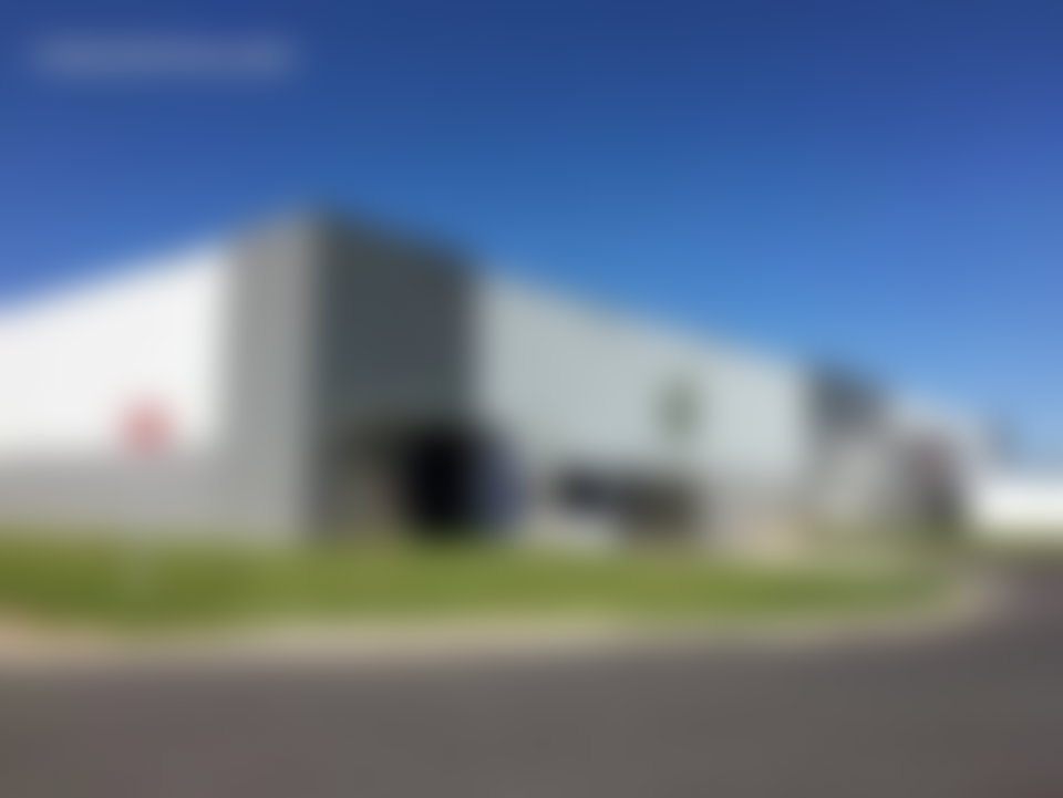 Local commercial 1600 m², showroom et dépôt, Dar Bouazza