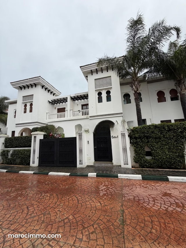 Villa à vendre à Jbel Kbir — 2