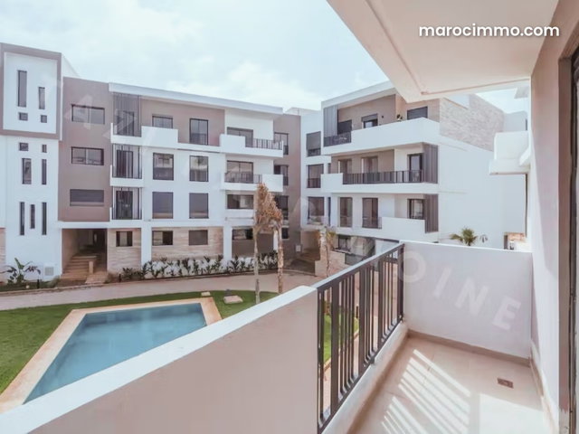 À vendre 3 chambres avec piscine résidence sécuris — 2