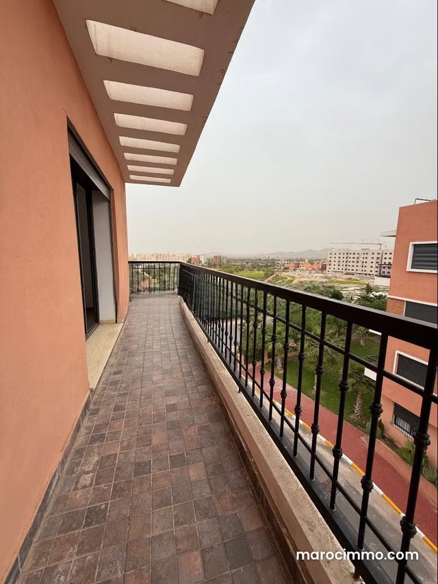 Vend appartement à Route Casablanca. 3 chambres agréables — 2