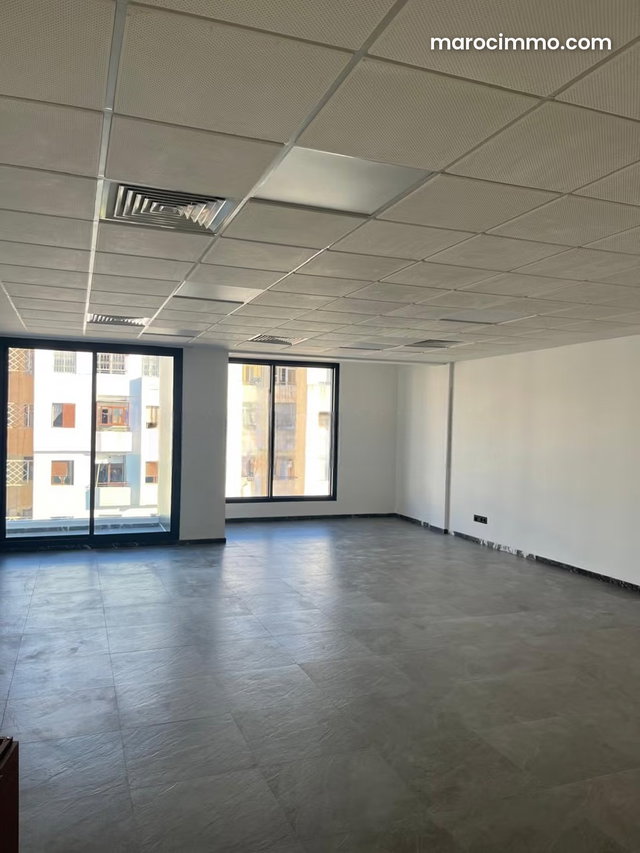 Plateau bureau neuf de 74m2 à la location Sidi Maarouf — 3