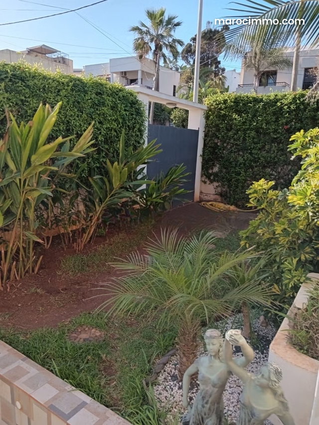 Villa 321 m² 2 façades à vendre sur Harhoura Jardin et terrasse — 4