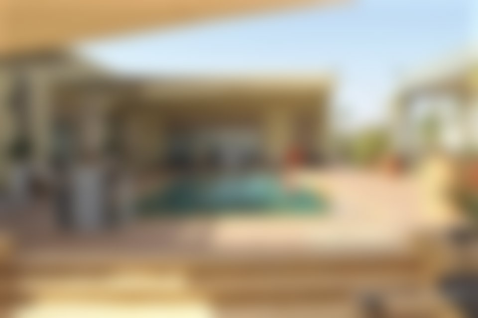 فيلا مفروشة فاخرة للكراء بطريق الدار البيضاء مراكش