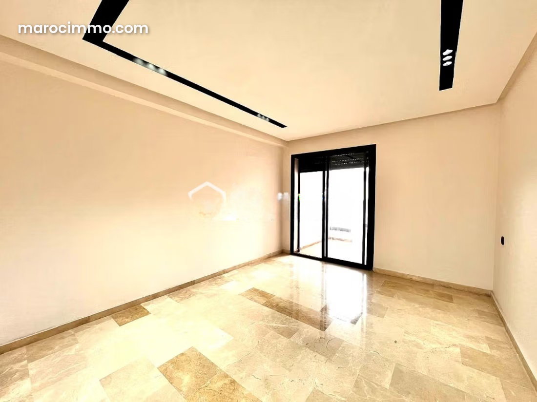 100 m² Apartment with Terrace in Roches Noires, Casablanca — Casablanca