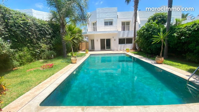 Splendide villa moderne avec piscine à louer — 2