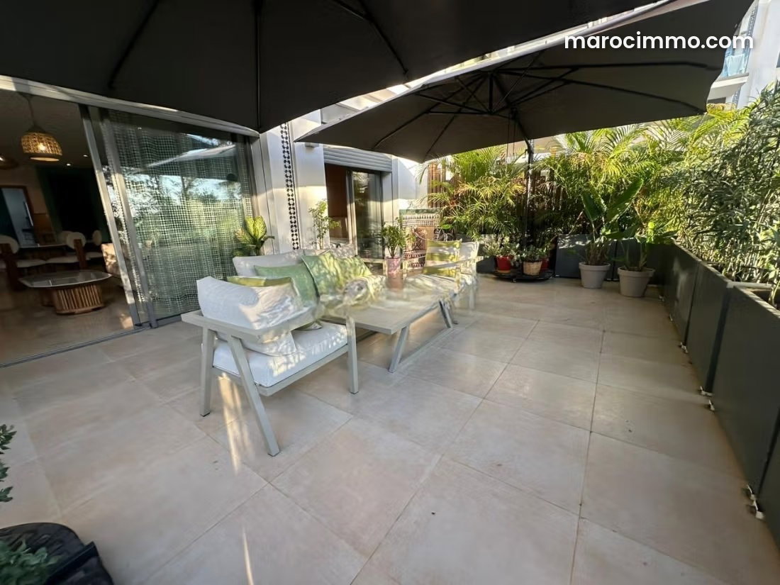 Appartement 152 m² avec terrasse et piscine, Souissi, Rabat — Rabat