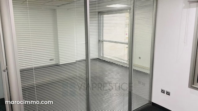 Professional Office Space in a Modern Building — 5
