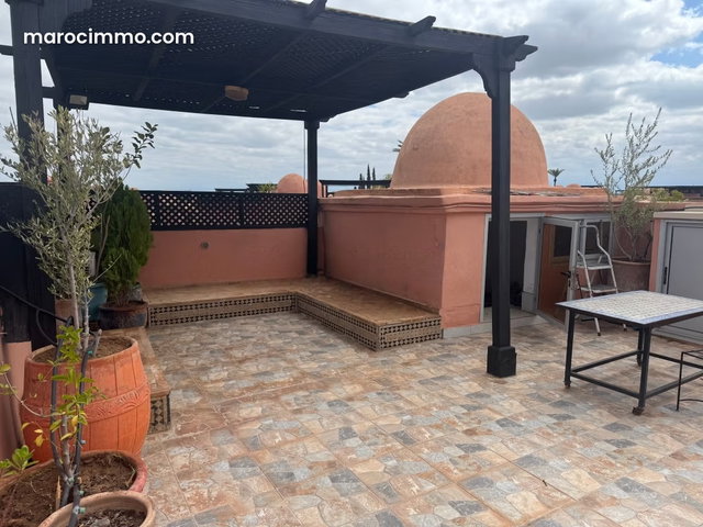 Bel appartement à vendre avec un toit — 2