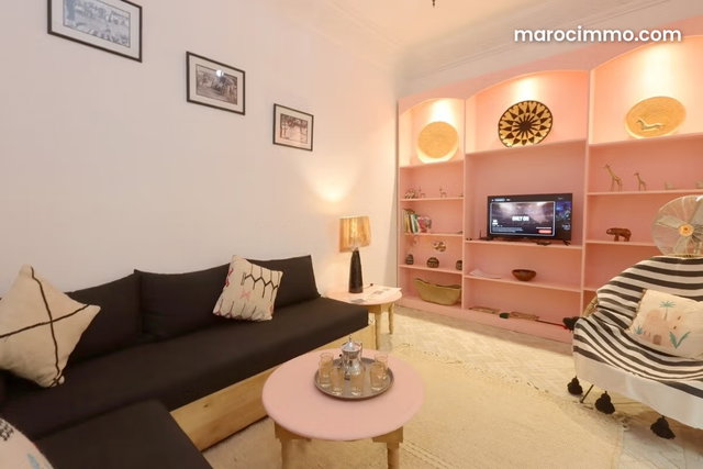 Coquet Riad rénové et titré proche place des épice — 4