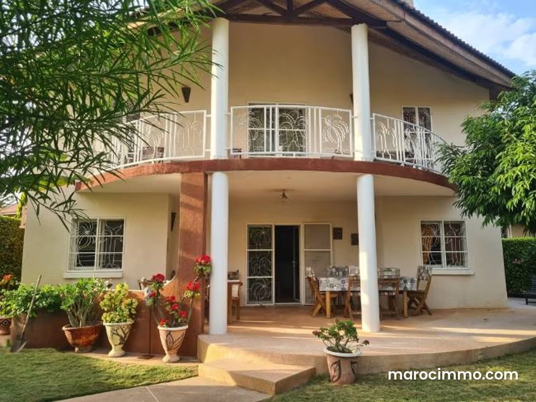 6-Bedroom Villa with Garden, Aïn Diab, Casablanca — Casablanca