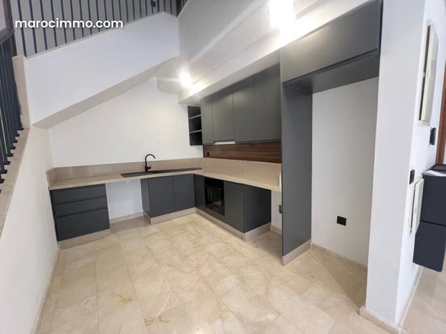 Duplex à louer à Bouskoura On Hill — 5