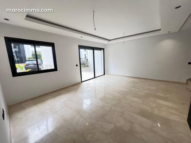 Duplex à louer à Bouskoura On Hill — 3