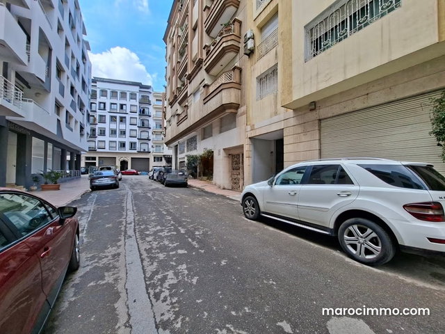 Commercial Space for Rent in Iris, Racine, 125m2 — 2