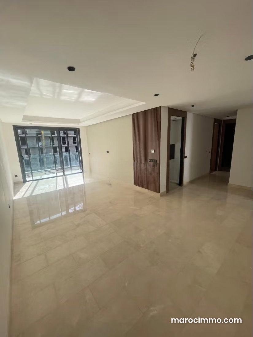 Appartement moderne avec terrasse à louer à CFC Casablanca — Casablanca