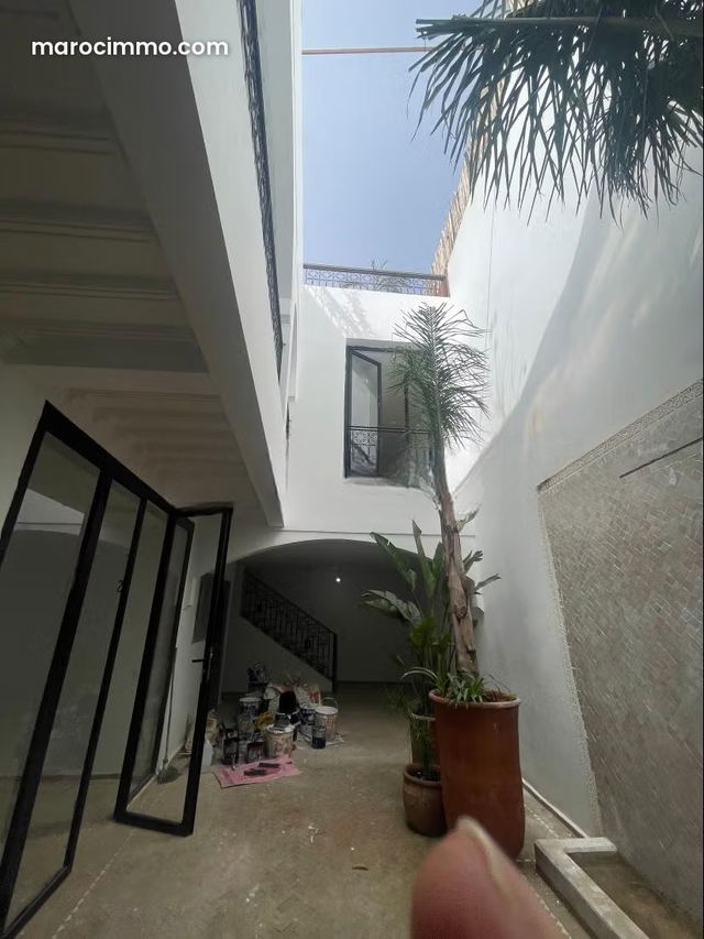 Riad titré à dowar grawa — Marrakech