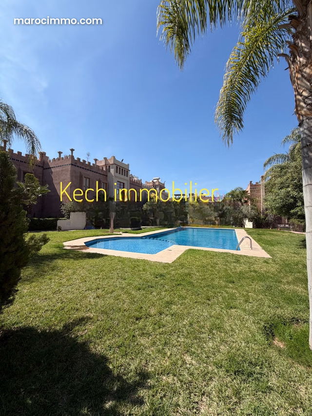 Magnifique villa vide avec piscine location — Marrakech