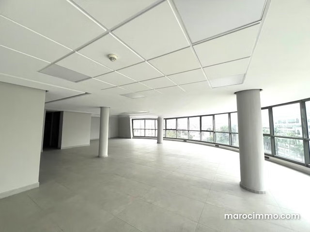 217m2 Office Space in Anfa District — 3