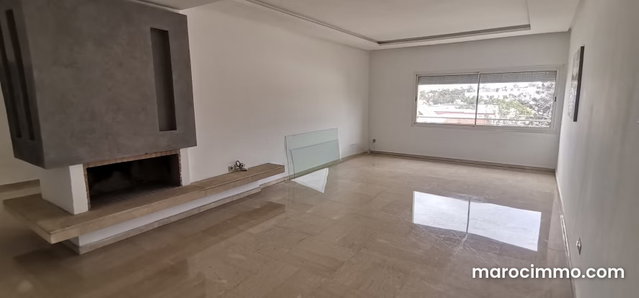 Apartment for rent with unobstructed view in Ain Diab. 136 m2 — 4