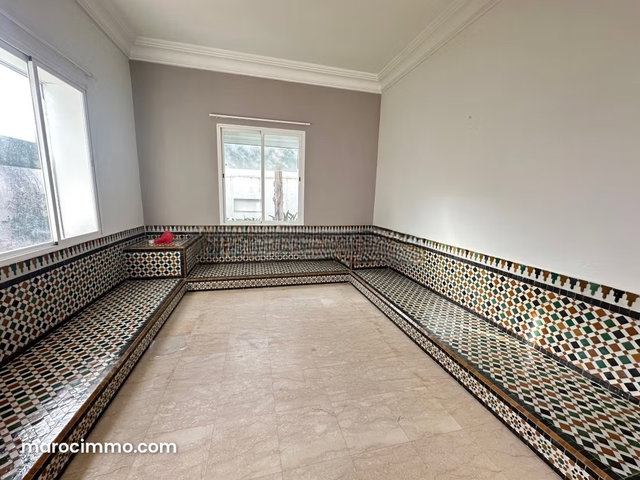 Superbe villa de 5 chambres avec piscine et jardin à Quartier Oasis — 5