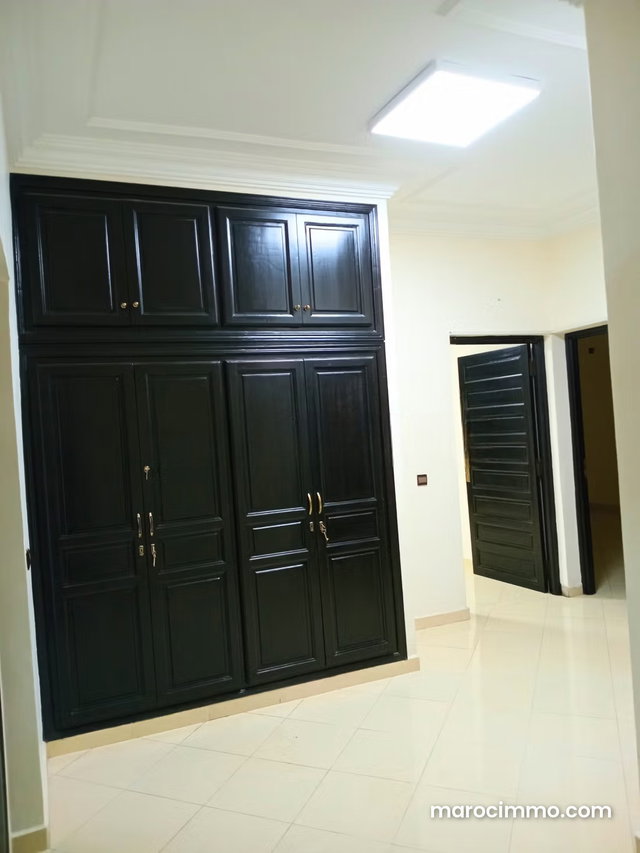 Location Bureau 100 m² Sidi Ghanem — 4