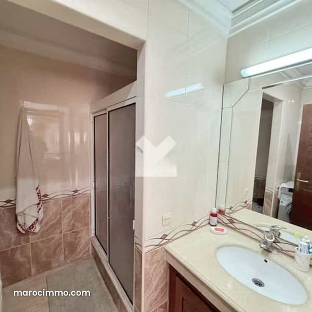 Appartement à Louer de 84.0 m² à Casablanca, Les Princesses — 3
