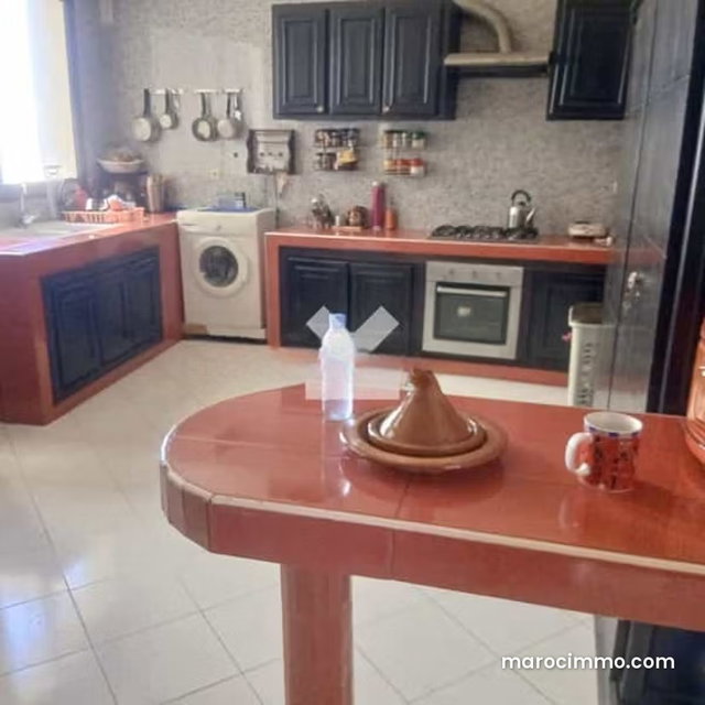 Appartement à Vendre de 144.0 m² à Casablanca, Roches Noires — 4