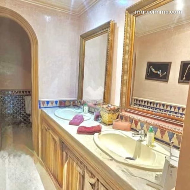 Villa à Vendre de 488.0 m² à Casablanca, Ain Diab — 4