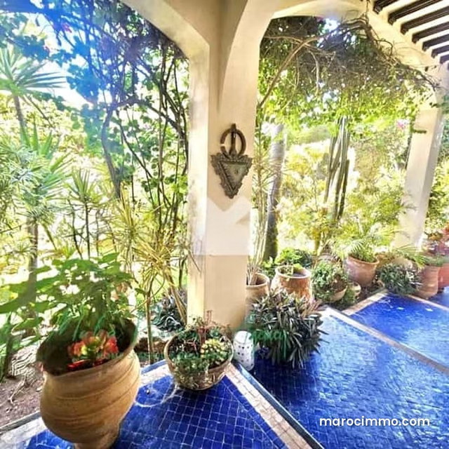 Villa à Vendre de 488.0 m² à Casablanca, Ain Diab — 3