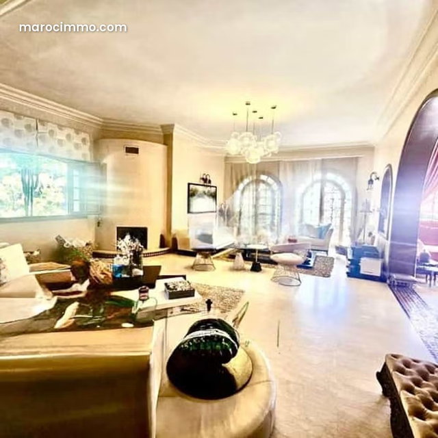 Villa à Vendre de 488.0 m² à Casablanca, Ain Diab — 5