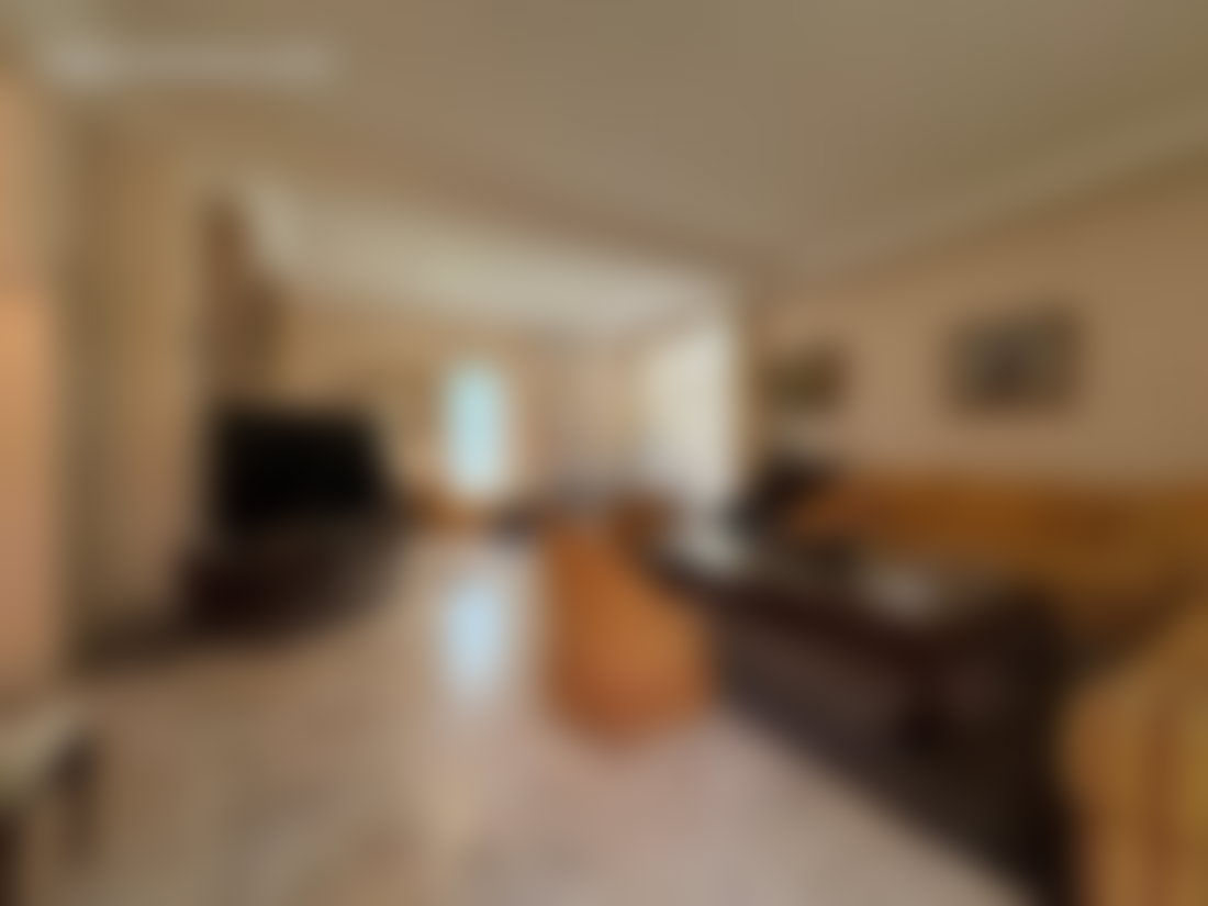 فيلا عائلية بحديقة رحبة في حي الأسيف بمراكش